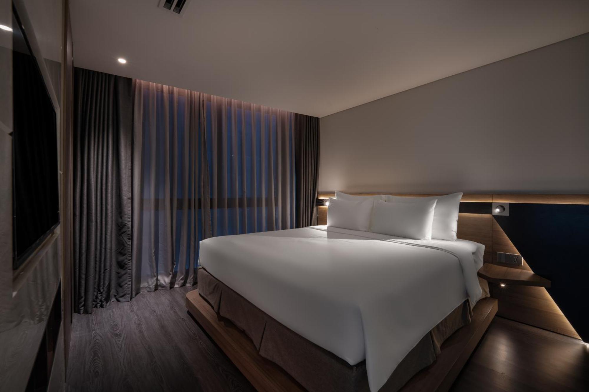 Draco Hotel & Suites دا نانغ الغرفة الصورة